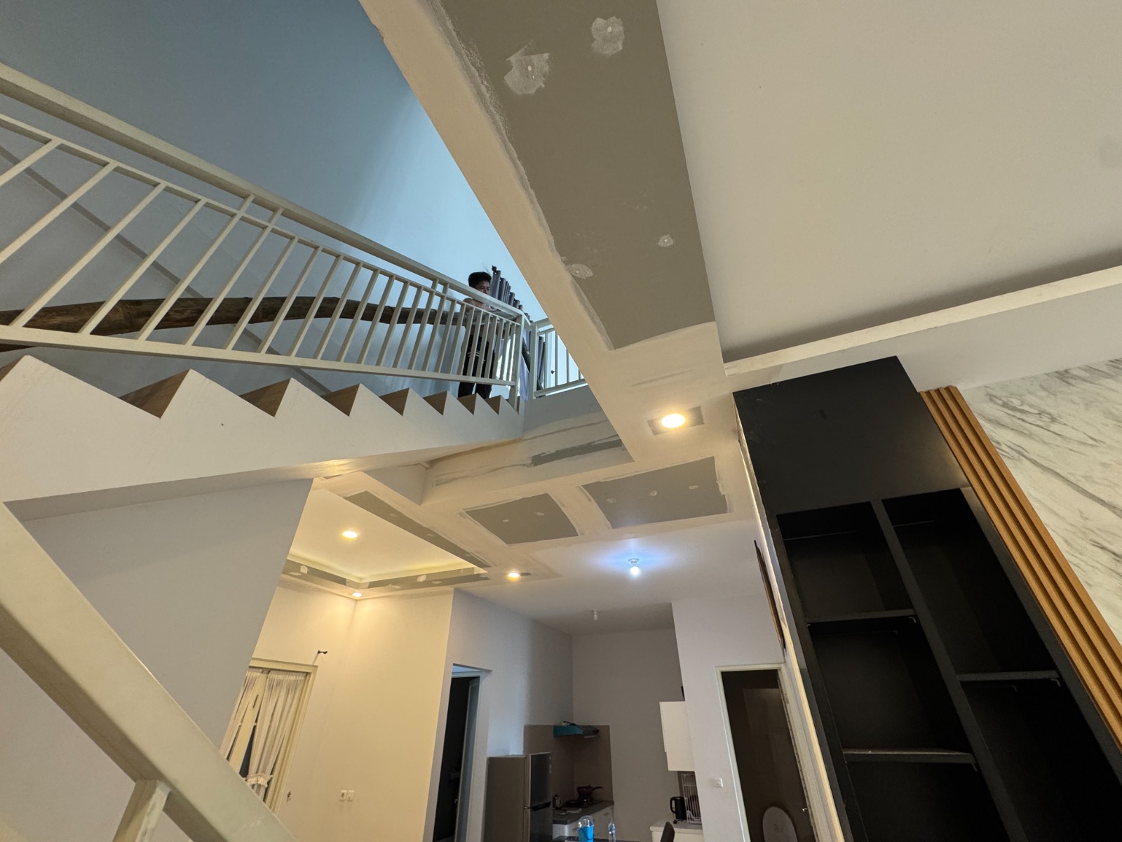 Renovasi Plafon dan Interior Rumah Modern untuk Hunian Lebih Nyaman dan Estetis 2026